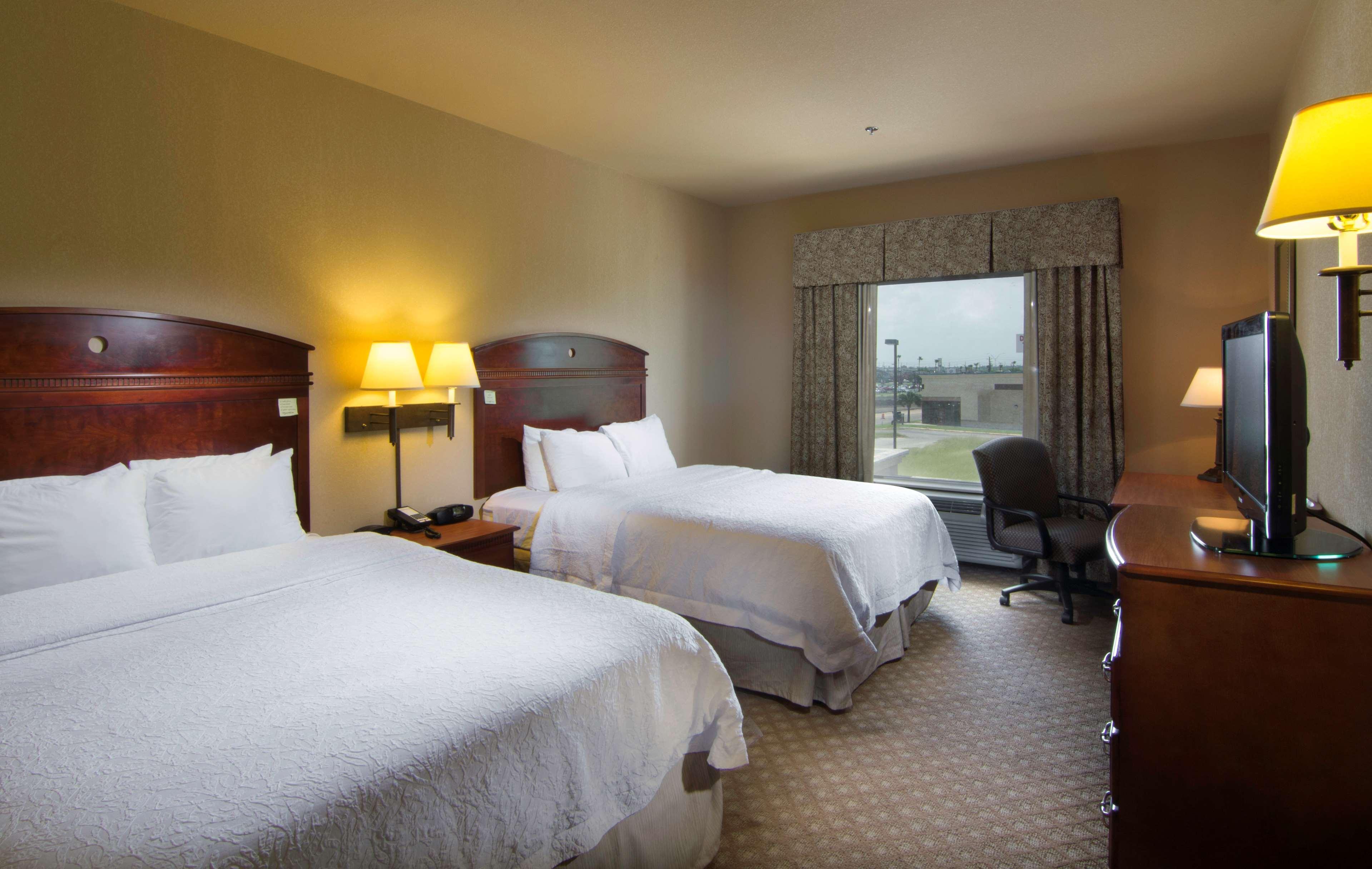 Hampton Inn And Suites-Brownsville Buitenkant foto