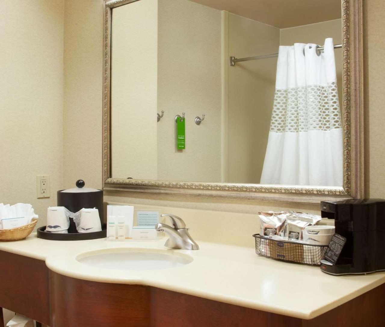Hampton Inn And Suites-Brownsville Buitenkant foto